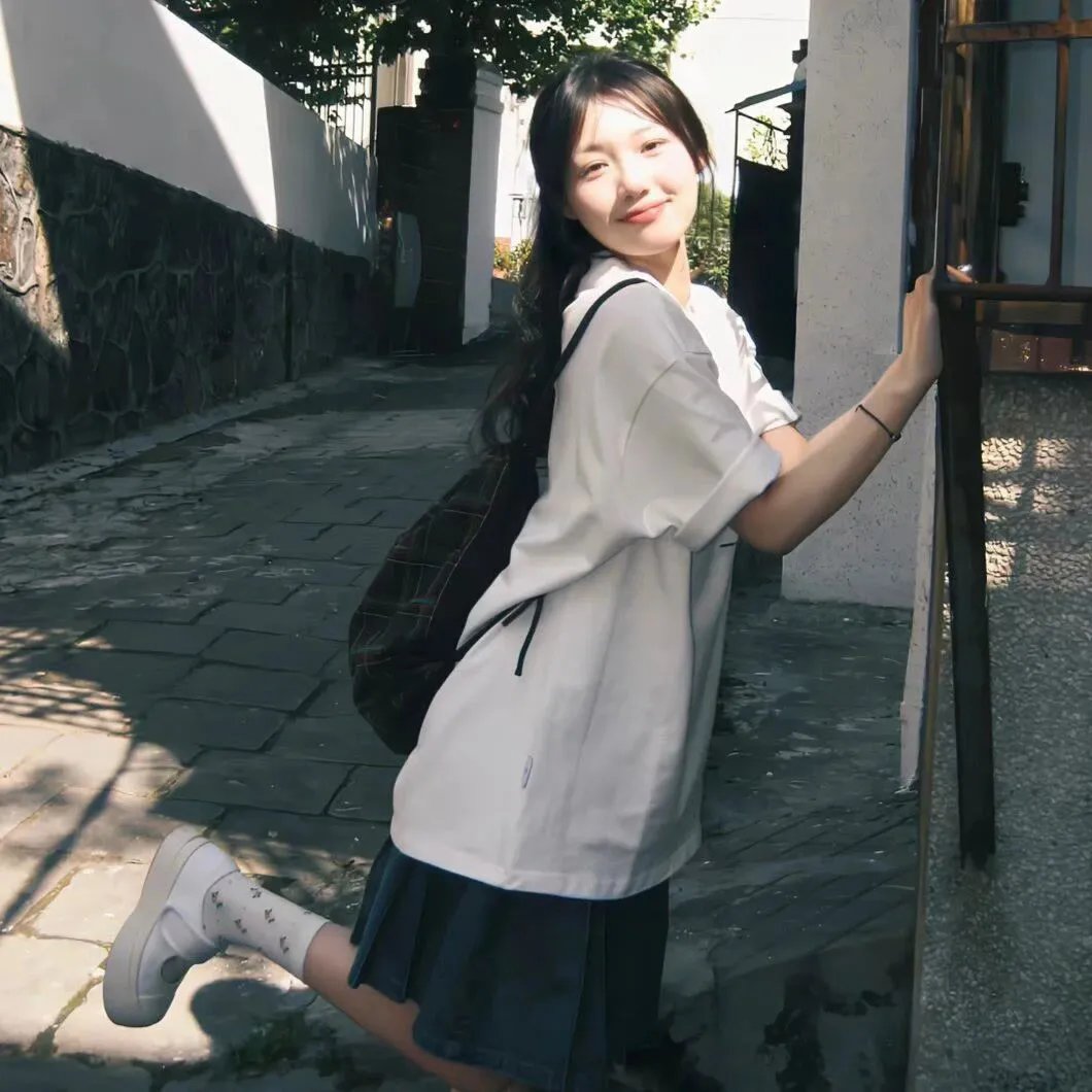 不识君